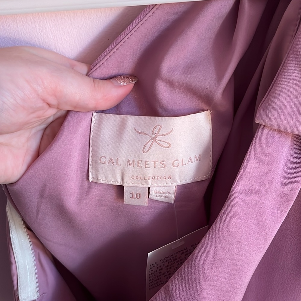 Gal Meets Glam Lavender Octavia Dress - Picture 3 of 7